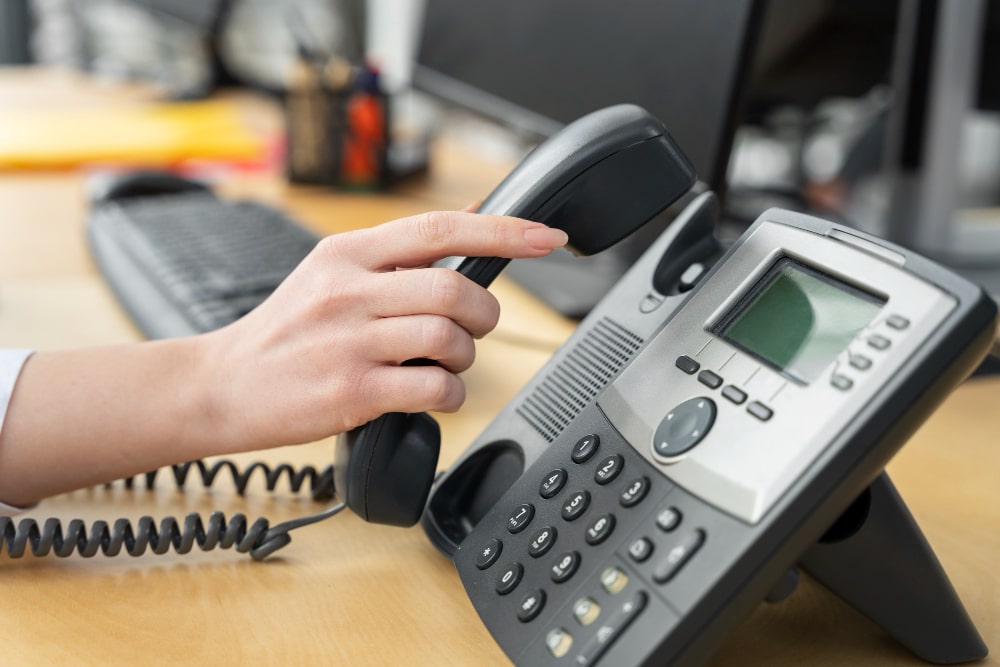 Téléphonie VoIP vs standard classique : que faut-il vraiment pour son entreprise ? Téléphonie VoIP vs standard classique : que faut-il vraiment pour son entreprise ?